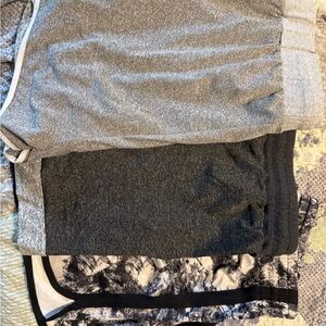 Source Unknown Gray and Black Athletic Shorts